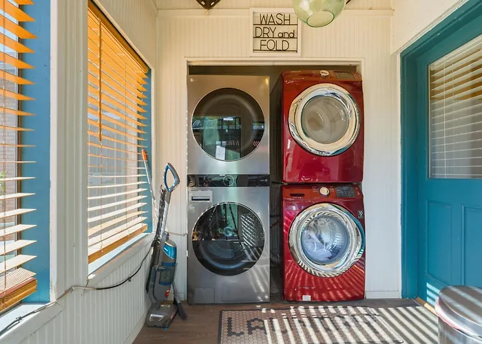Private Casita W/ Patio | Walk To 4th Ave *
